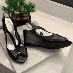 ecco wedge sandals Sz 40/9-9.5